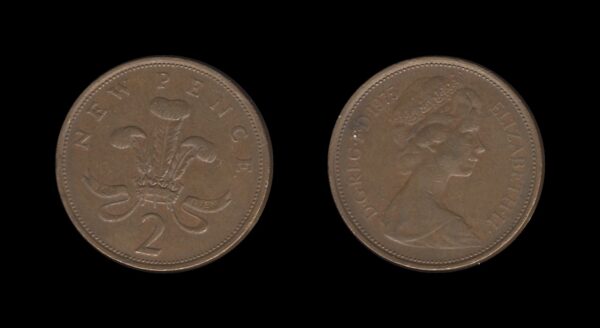 United Kingdom Velika Britanija 2 New Pence 1975 – Elizabeth II