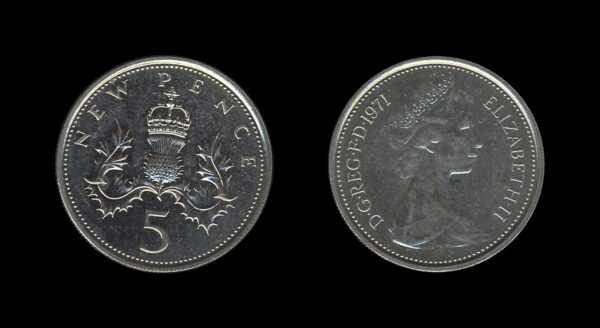 United Kingdom Velika Britanija 5 New Pence 1971 – Elizabeth II